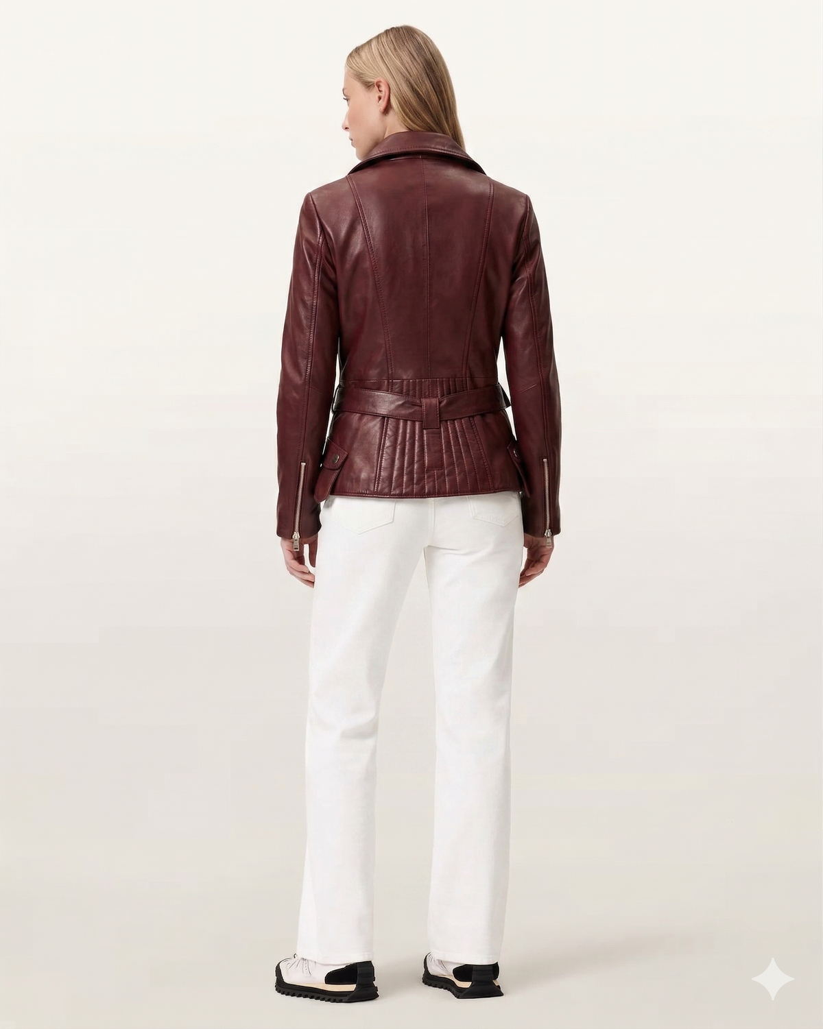 Blouson moto en cuir bordeaux ceinturé pour femme